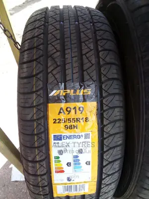 225/55r18 Aplus Tyres Made in China