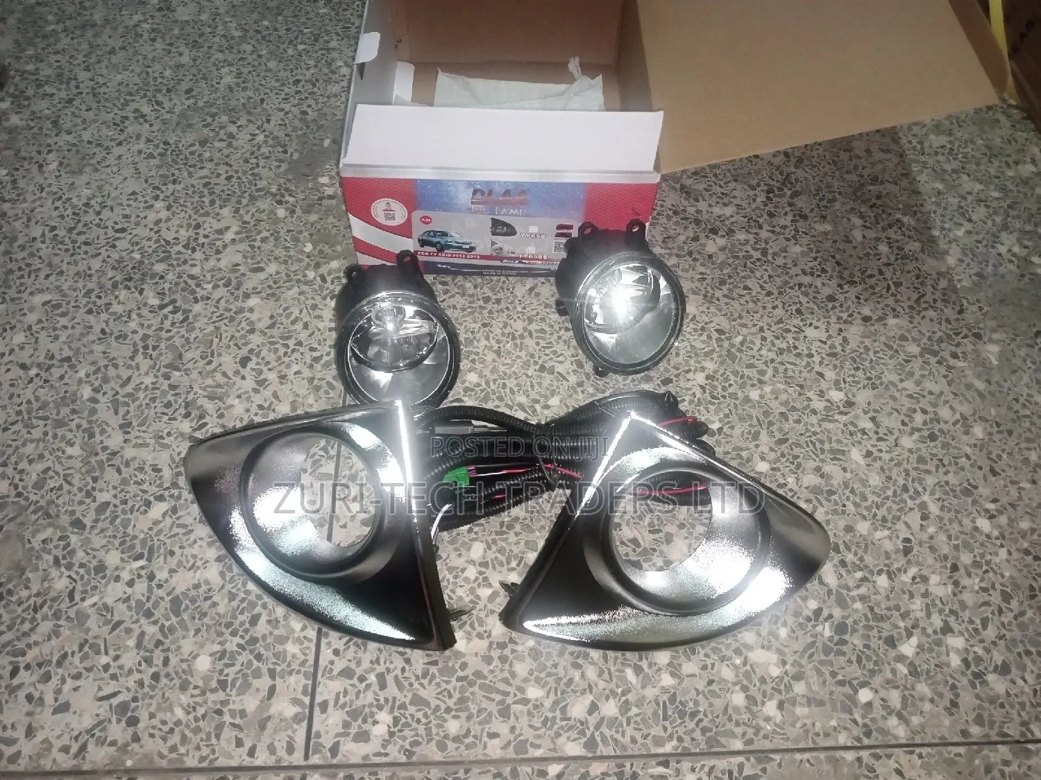 Complete Fog Lamps Axio 2013-2015