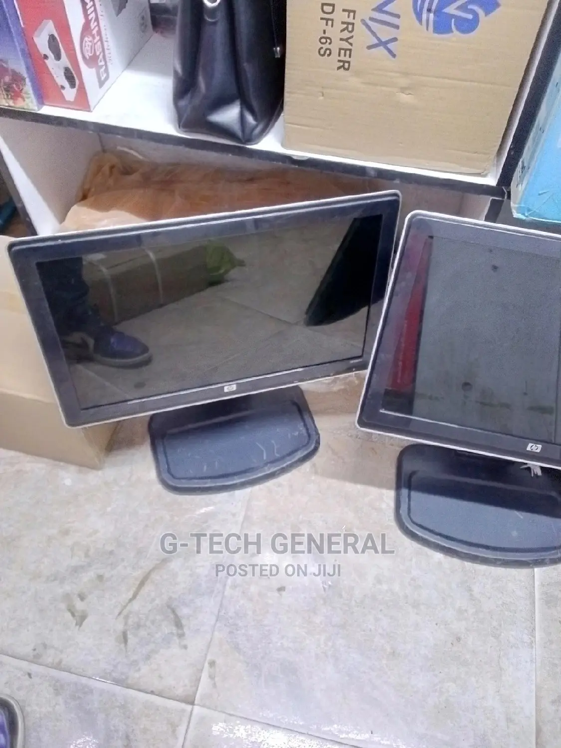 19 Inches Hp Stretch Monitor.