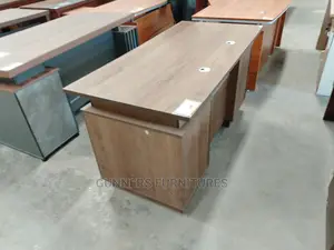 Office Desk Office Desk 1.6m.