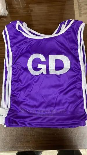 Set of 7 Netball Bibs With Marking - Sky Blue