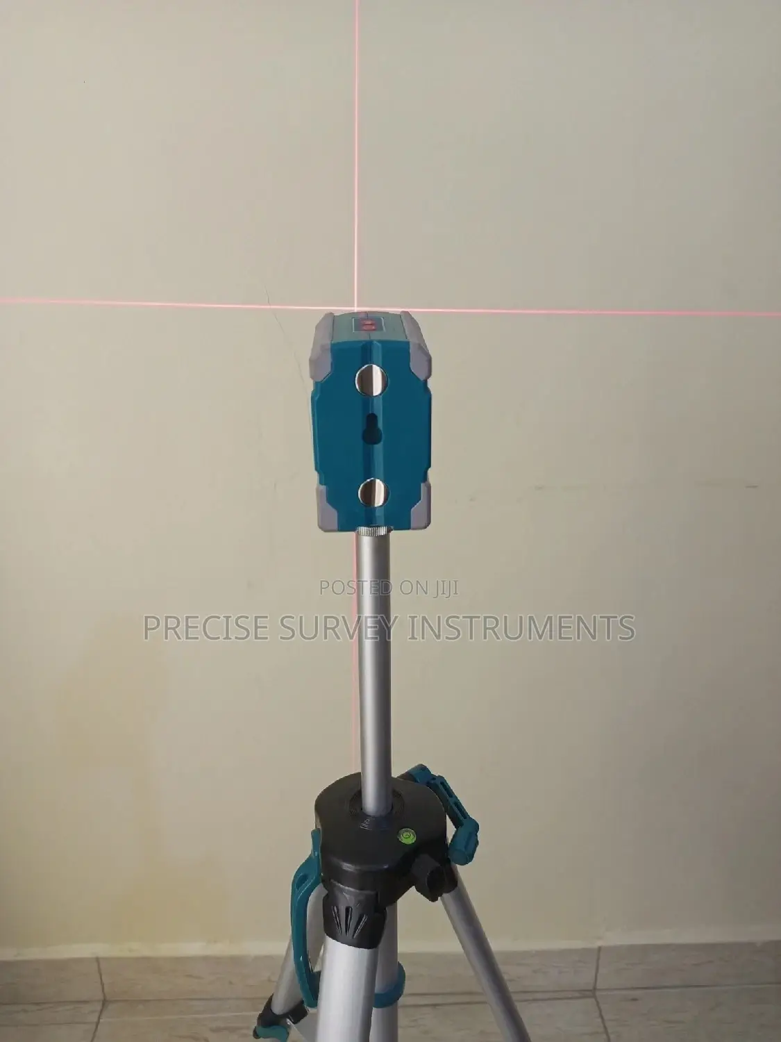 Self Leveling Close Line Laser Level (Range 15m,30m)