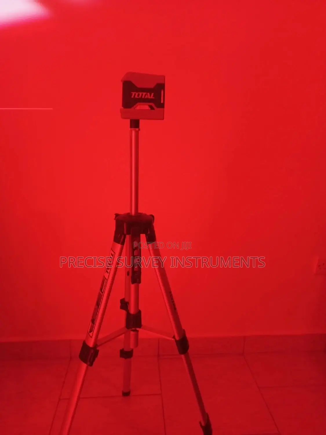 Self Leveling Close Line Laser Level (Range 15m,30m)