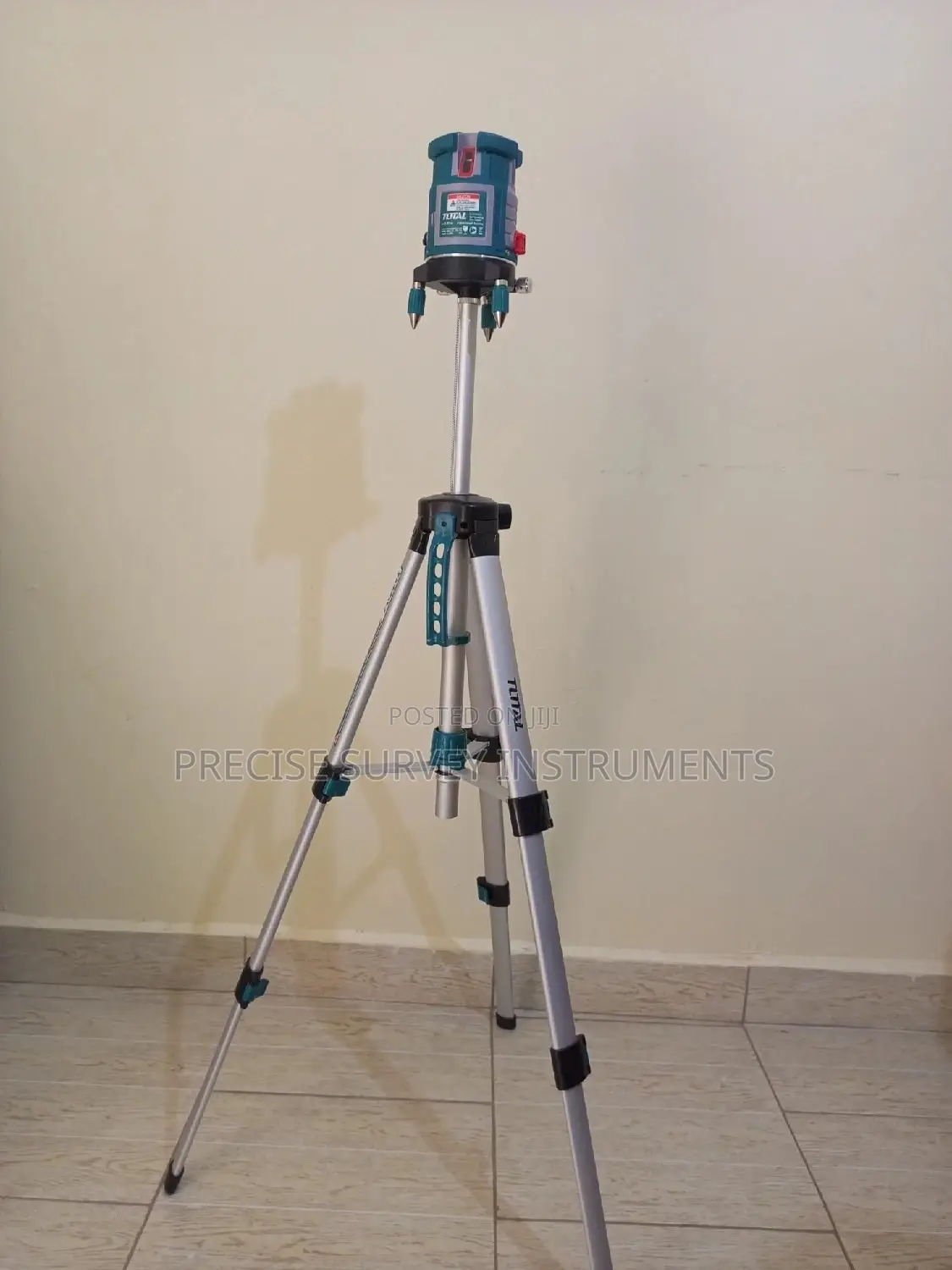 Self Leveling Close Line Laser Level (Range 15m,30m)