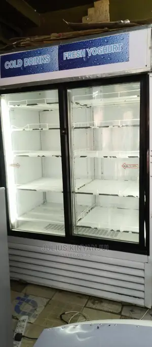 Twin Door Showcase