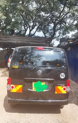 Nissan Nv200 Rear