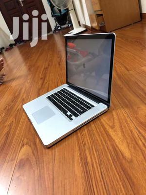 Laptop Apple MacBook Pro 4GB Intel Core i5 HDD 500GB