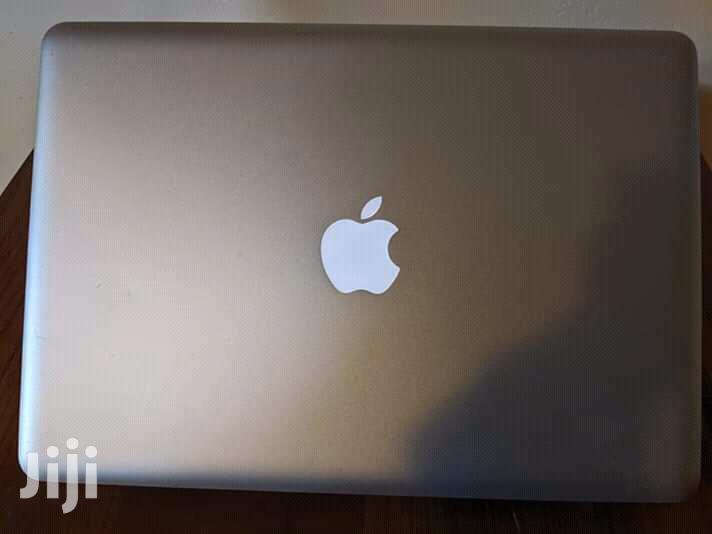 Laptop Apple MacBook Pro 4GB Intel Core i5 HDD 500GB