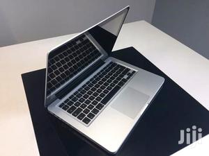 Laptop Apple MacBook Pro 4GB Intel Core i5 HDD 500GB