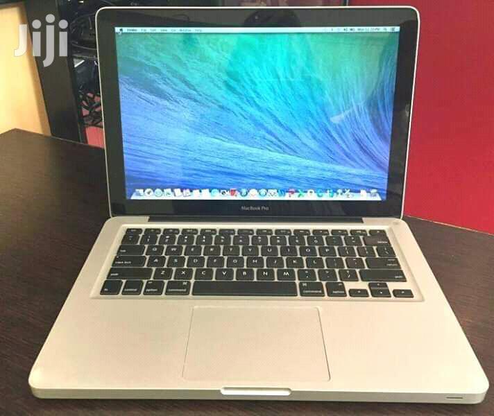 Laptop Apple MacBook Pro 4GB Intel Core i5 HDD 500GB