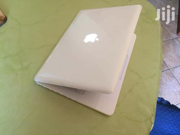 Laptop Apple MacBook 4GB Intel Core 2 Duo HDD 320GB