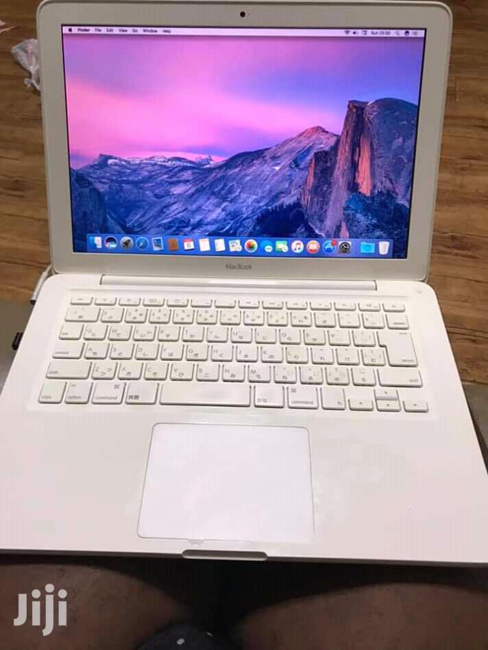 Laptop Apple MacBook 4GB Intel Core 2 Duo HDD 320GB