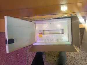 Consumer Unit 12way