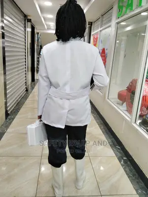 Short Labcoats/Mint Materials