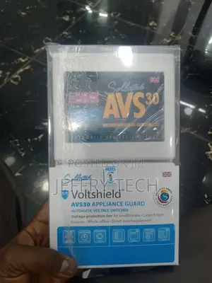 Natural AVS30 Sollatek Automatic Voltage Switcher (CE Rohs)
