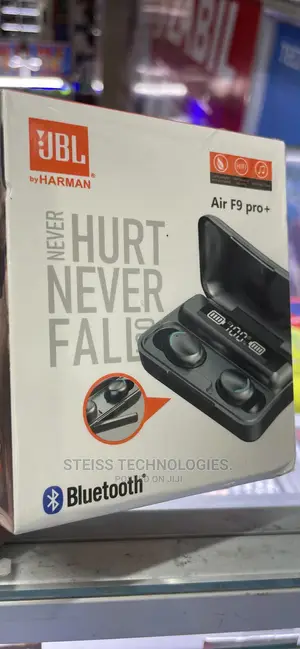 JBL-Harman Wireless Buds.