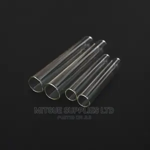 A Set of 8 Boiling Tube With Rim 25x150- ( Borosil )