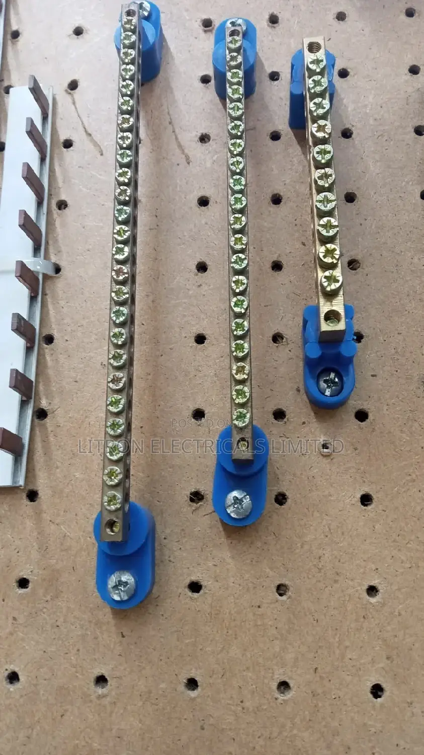 Earth Busbar