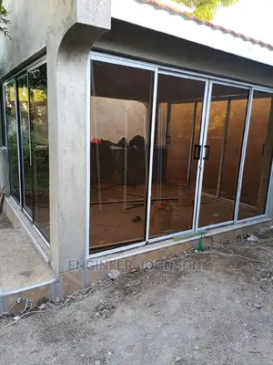 Aluminium Glass Partitions