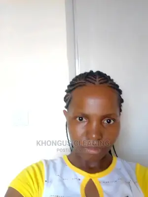 24 Hours House Girls,Maid,Cooks, Waitresses, Cleaners,Etc
