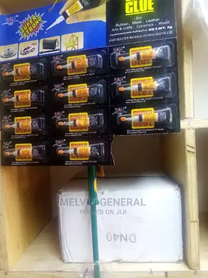 Super Strong Glue