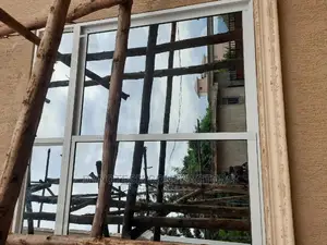 Aluminium /Aluminum Sliding Windows Doors Office Partition
