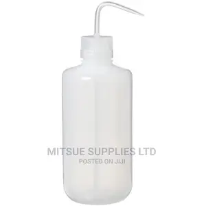 Laboratory Wash Bottle 250ml - Half a Dozen