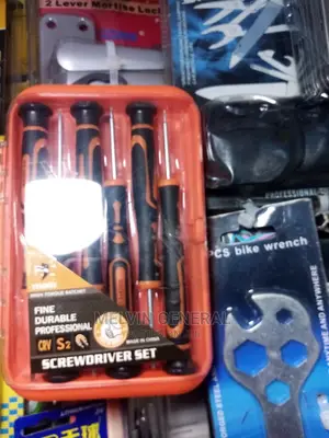 Fine Screw Driver Set