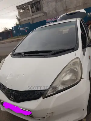 Honda Fit 2011 Tfo Front Windshield;