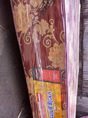 Tuilete Leo? Ya 5 by 6 Tena 8inch High Density Mattresses