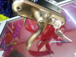 Moment Cylinder Lock