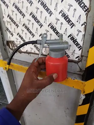 Oil Can Tool