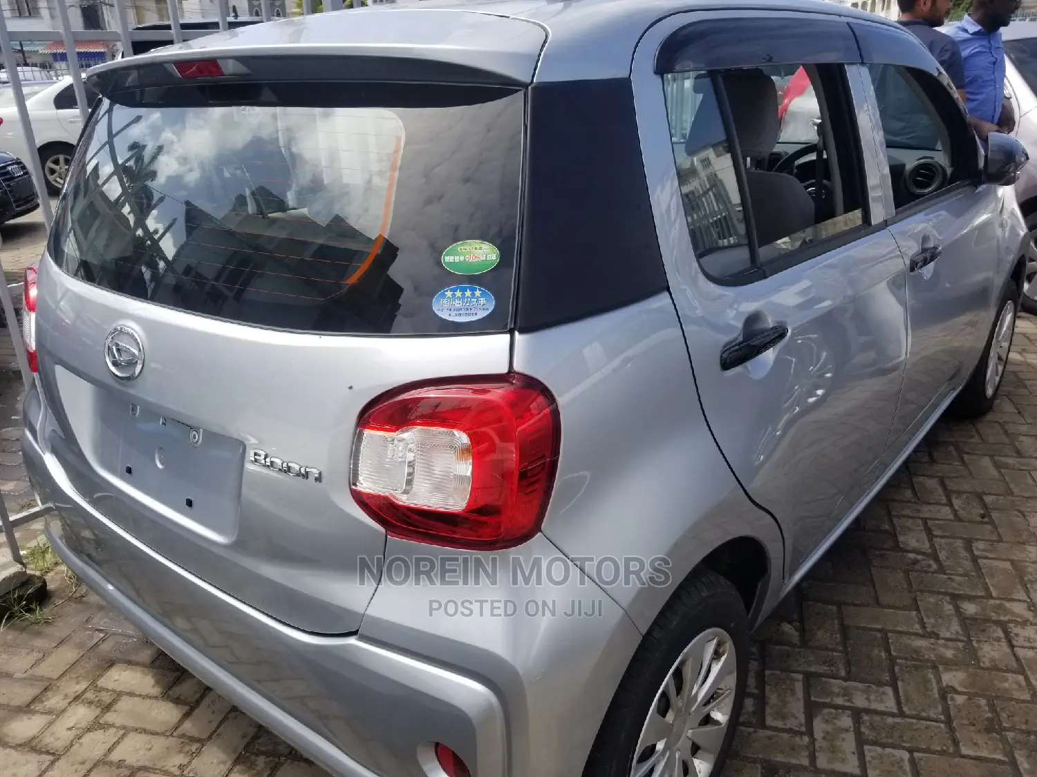Daihatsu Boon 2015 Silver