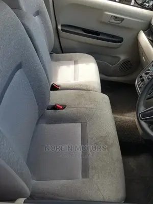 Daihatsu Boon 2015 Silver