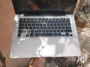 Laptop Apple MacBook Pro 4GB Intel Core i5 HDD 500GB