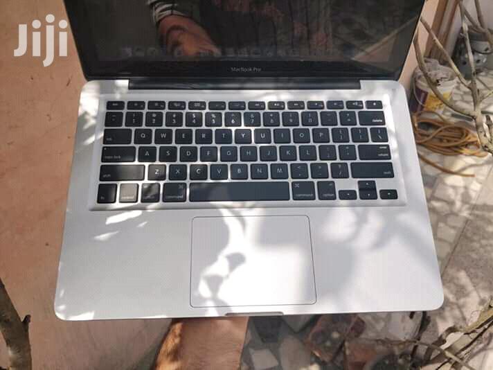 Laptop Apple MacBook Pro 4GB Intel Core i5 HDD 500GB