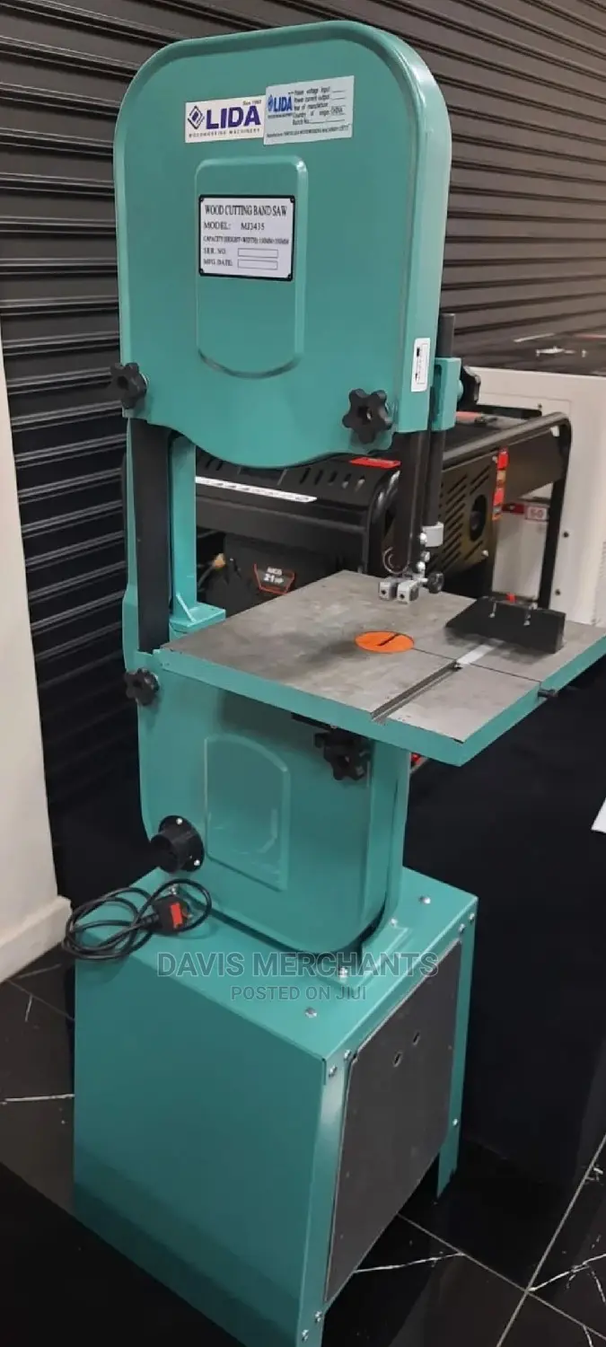 Band Saw Machine With in Built Motor