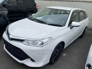 Toyota Corolla Fielder 2017 White