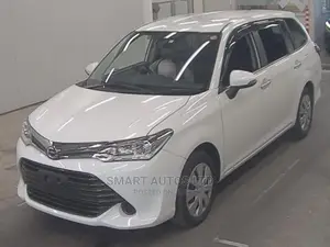 Toyota Corolla Fielder 2017 White