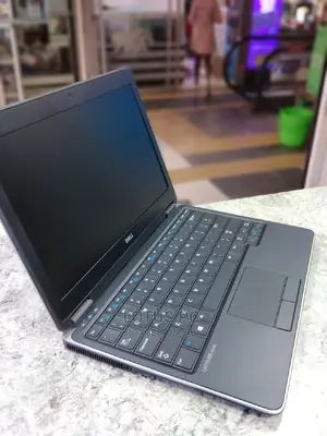 Laptop Dell Latitude E7240 8GB Intel Core I5 SSD 128GB