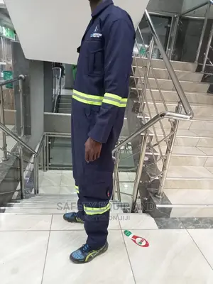 Overalls/High Visibility Coveralls
