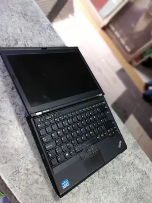 Laptop Lenovo ThinkPad X230 4GB Intel Core I5 HDD 320GB