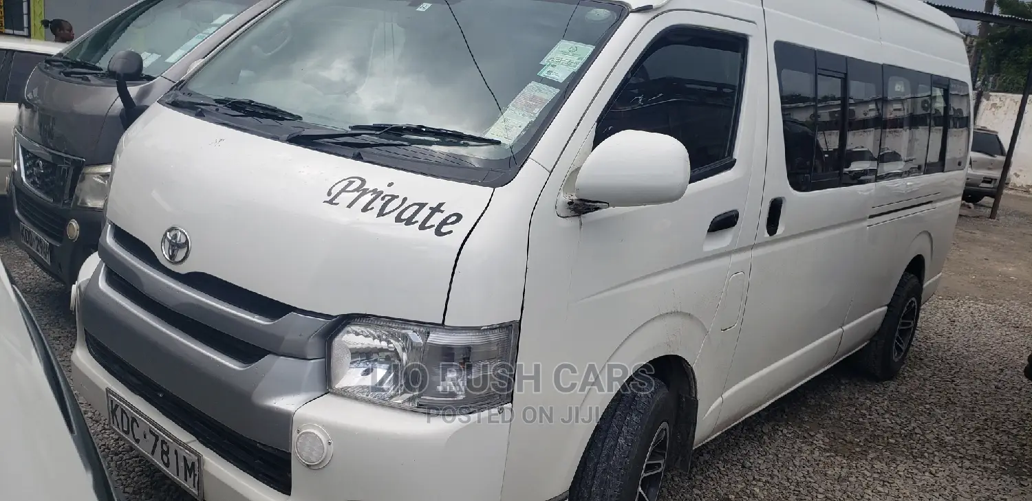 Toyota HiAce 2014 White