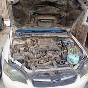 Car Aircon Refilling and Maintenance.