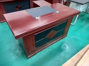 1.6m Executive Office Desk With Spacious Drawers