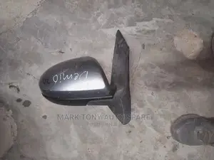 Demio Sidemirror