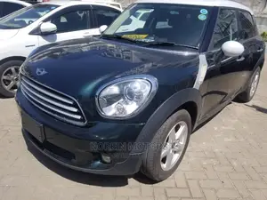 Mini Cooper 2014 Green