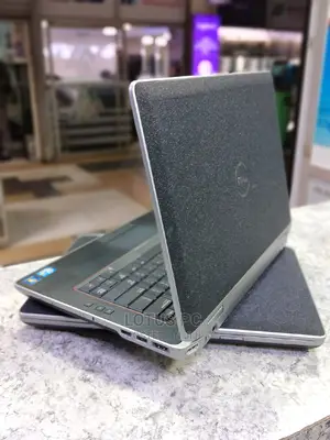 Laptop Dell Latitude E6420 4GB Intel Core i5 HDD 320GB