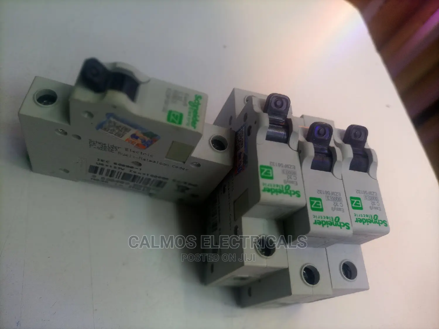 32a MCB Single