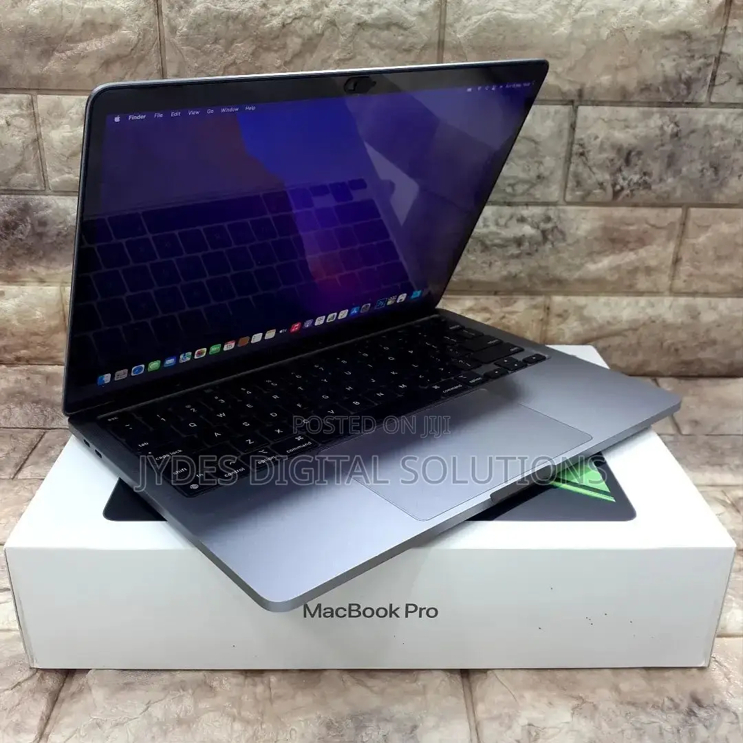 New Laptop Apple MacBook Pro M1 8GB Apple M1 SSD 512GB